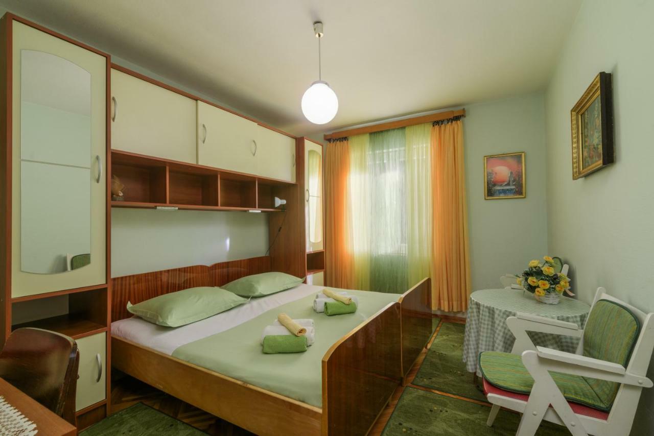 Rooms Mirjana - Centre Of 特罗吉尔 外观 照片
