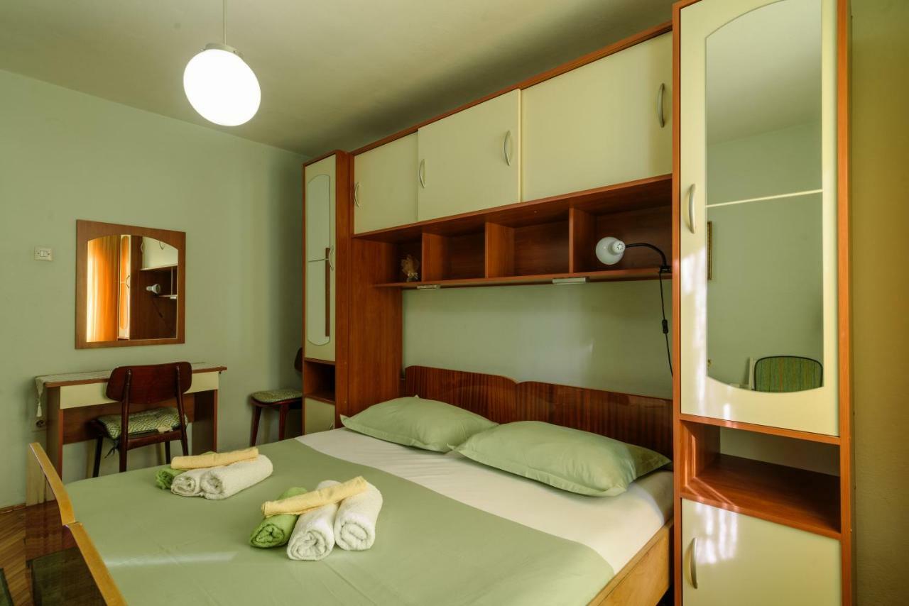 Rooms Mirjana - Centre Of 特罗吉尔 外观 照片